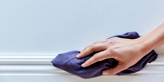 ScotchBlue Sharp Lines Painter's Tape, 1.88 Inches x 60 Yards, 3 Rolls, Blue, Paint Tape Protects Surfaces and Removes Easily, Edge-Lock Painting Tape for Indoor and Outdoor Use