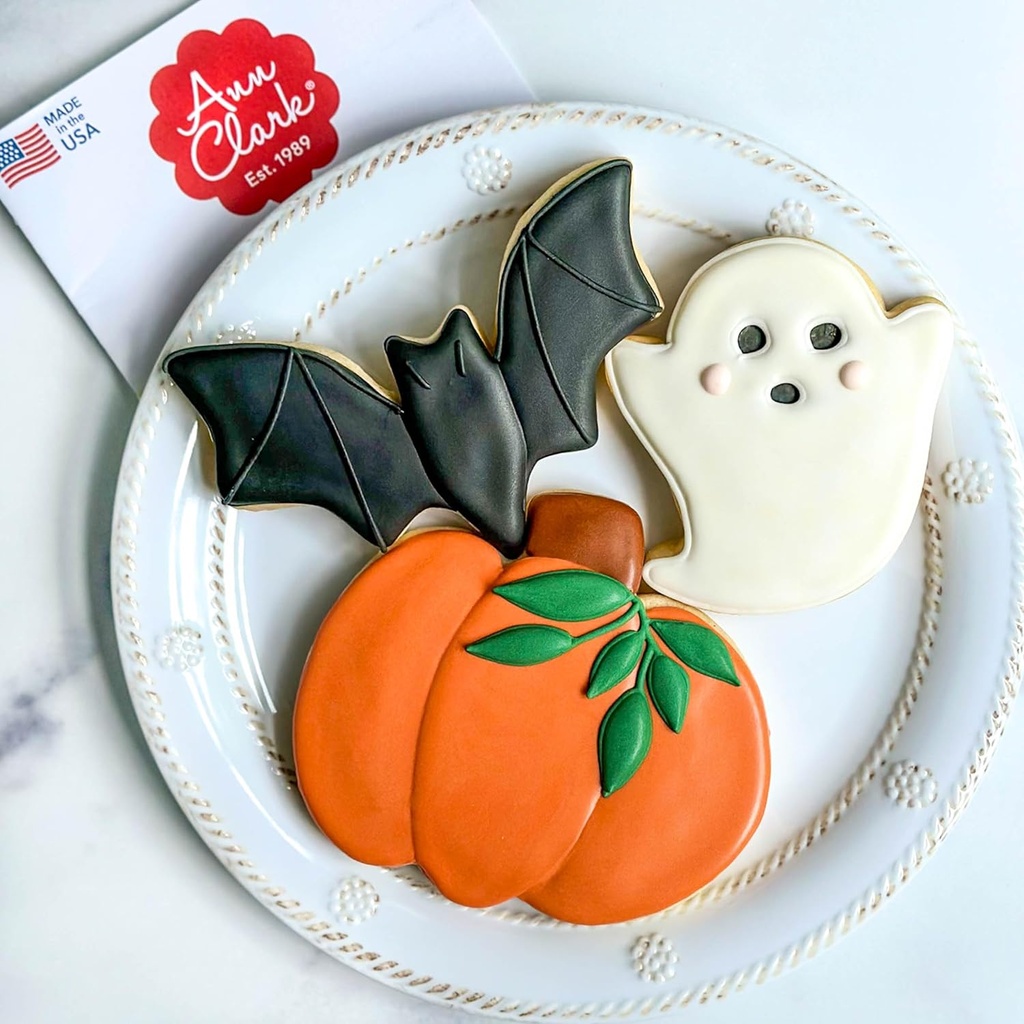halloween-cookie-cutters-3-pc-set-made-i-2.jpg