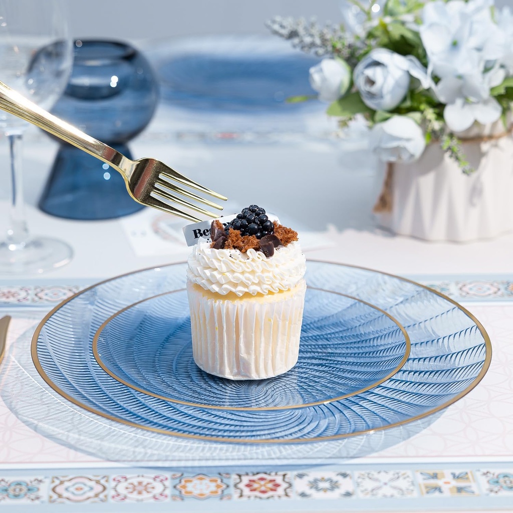 150pcs-blue-shell-plastic-plates-with-go-6.jpg