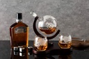 whiskey-globe-decanter-set-with-2-glasse-4.jpg