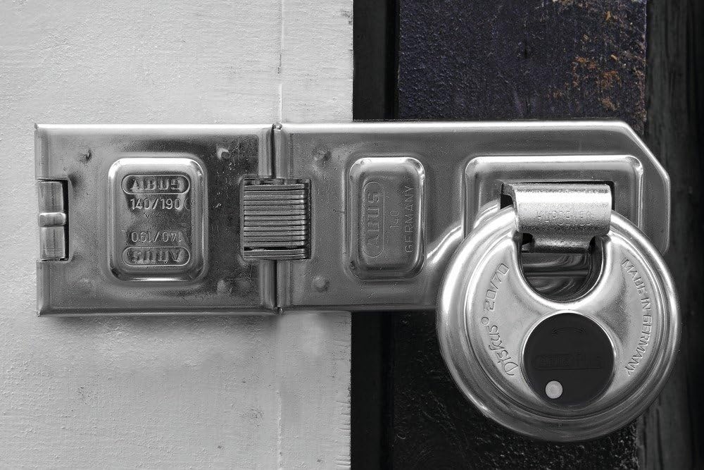 abus-110155-hardened-steel-concealed-hin-3.jpg