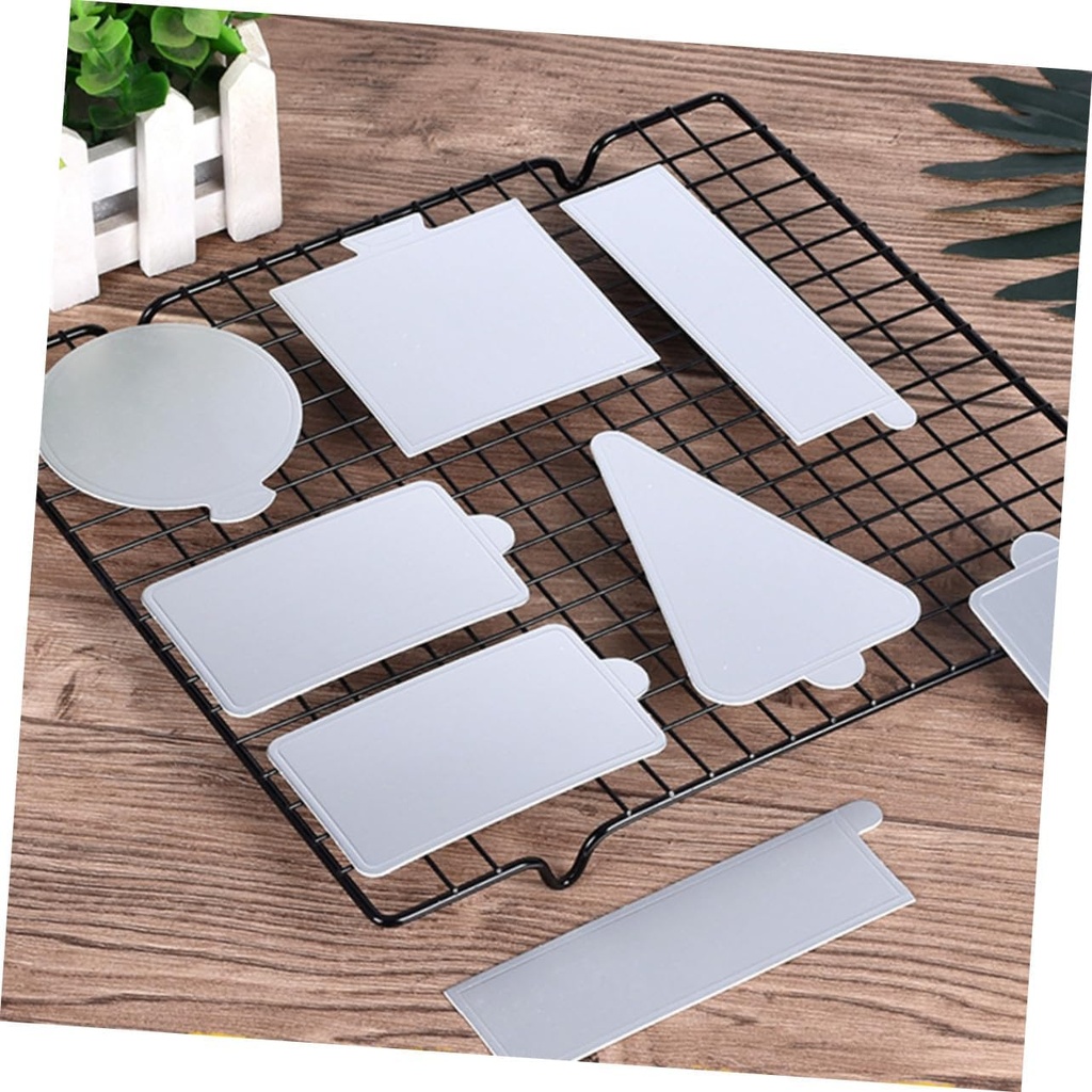 100pcs-round-cardboard-cupcake-tray-cake-5.jpg